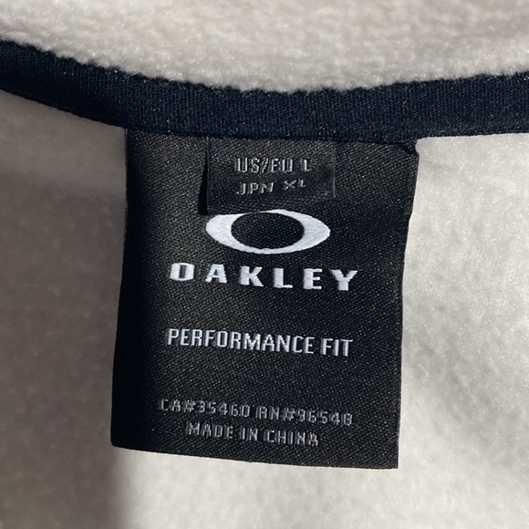 Oakley fleece - Picture 2 of 2